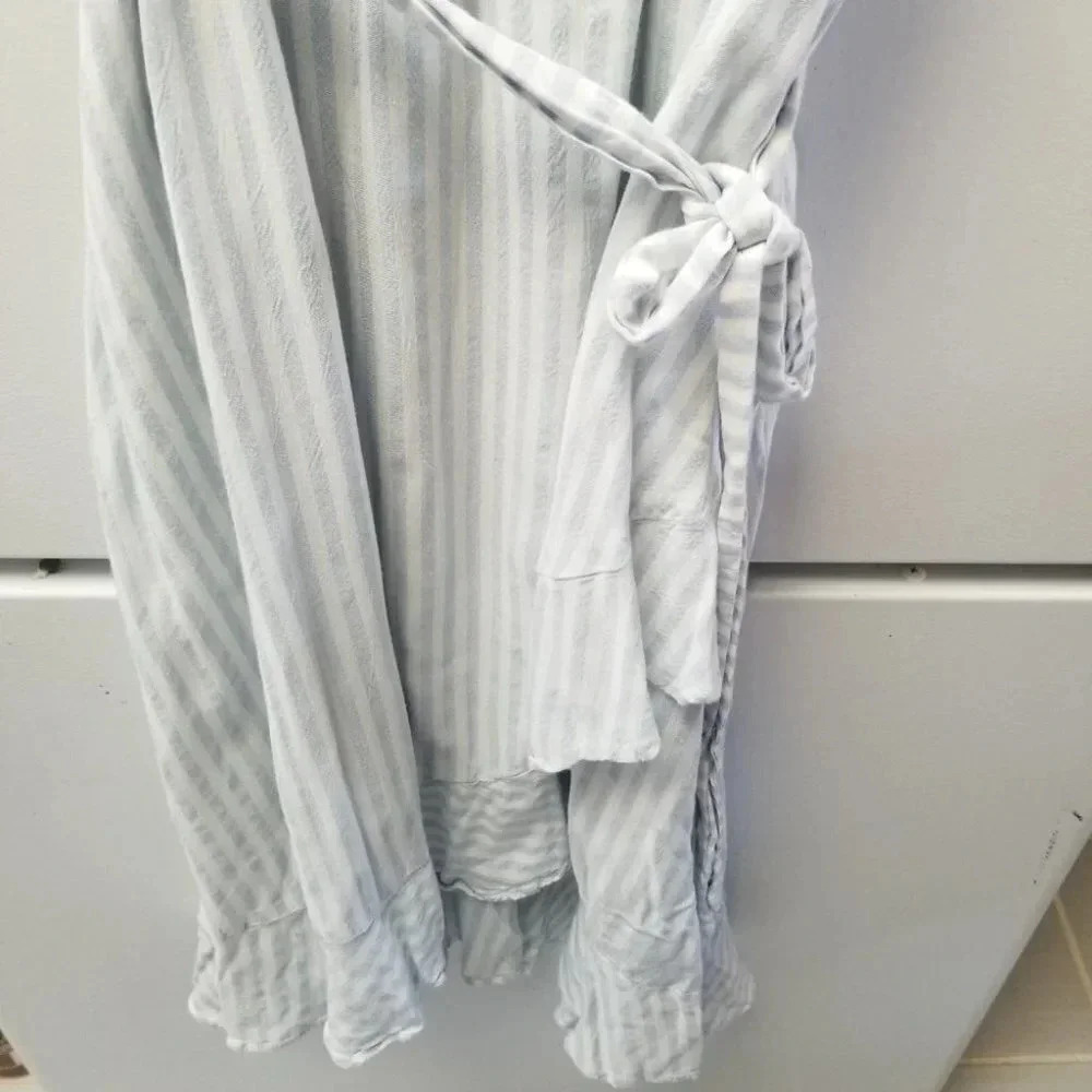 Torrid Blue & White Striped Challis Wrap Dress 00 - Picture 10 of 13